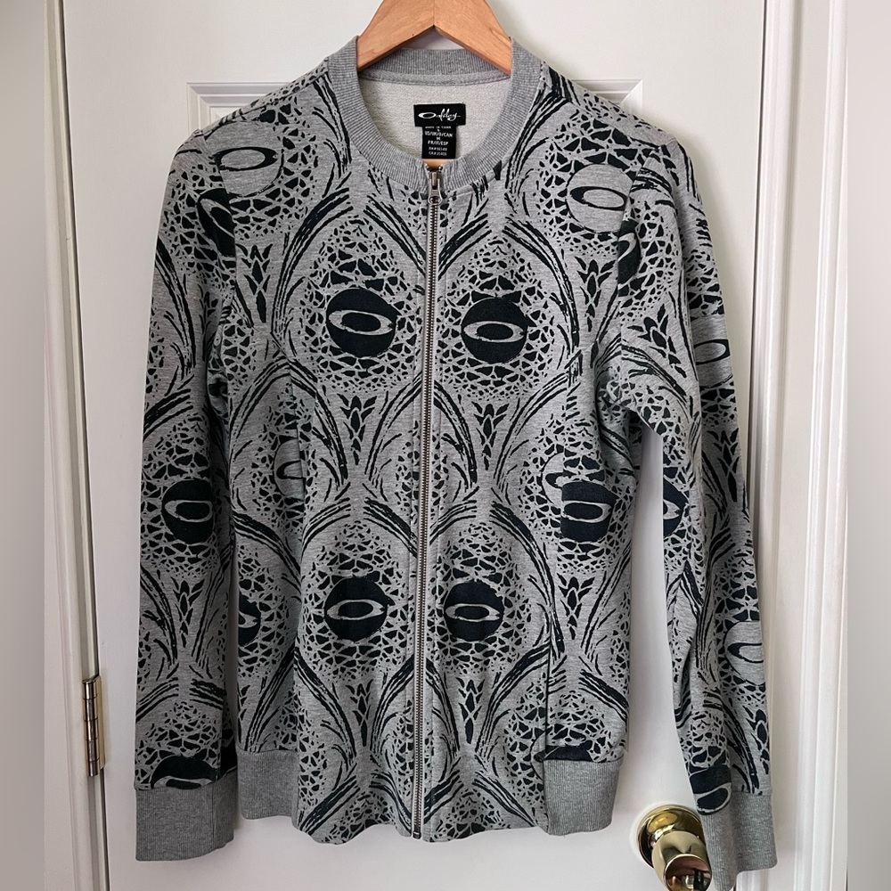 Oakley - Woman’s Gray Zippered Sweatshirt with design, size small